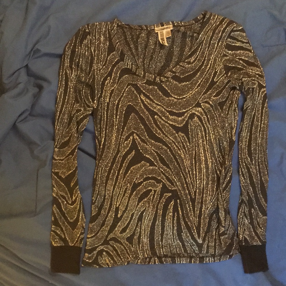 BKE sparkly long sleeve shirt